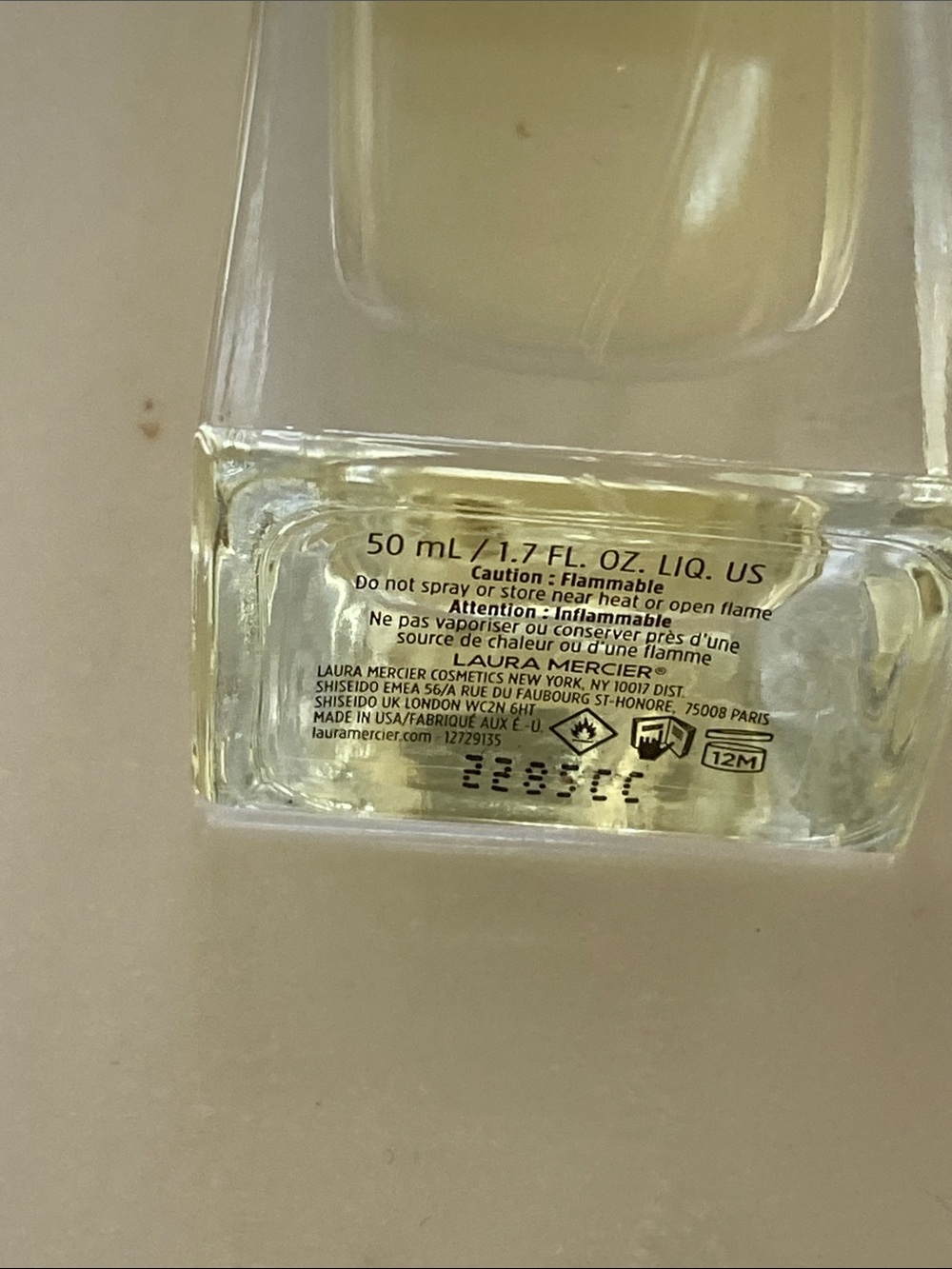 laura mercier Ambre Vanille Fragrance Box - Blush Pink & White - Picture 10 of 14